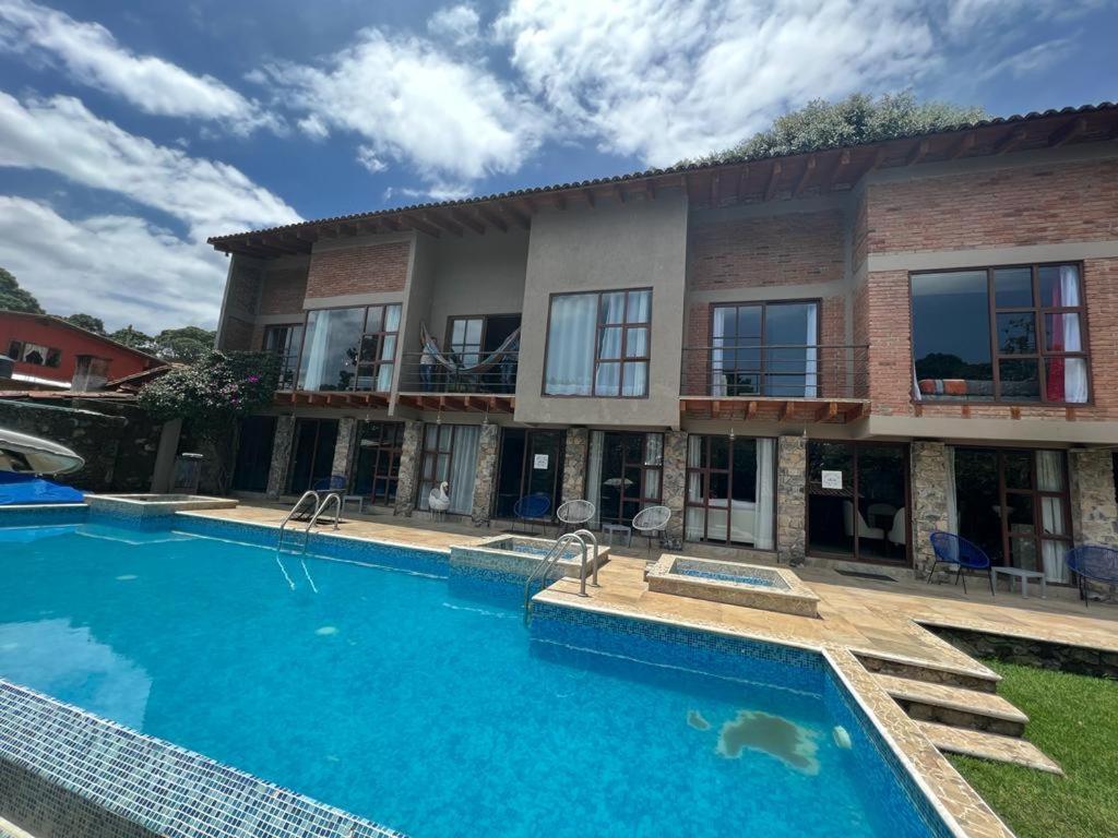 Casa Ndomi Villa Valle de Bravo Exterior photo